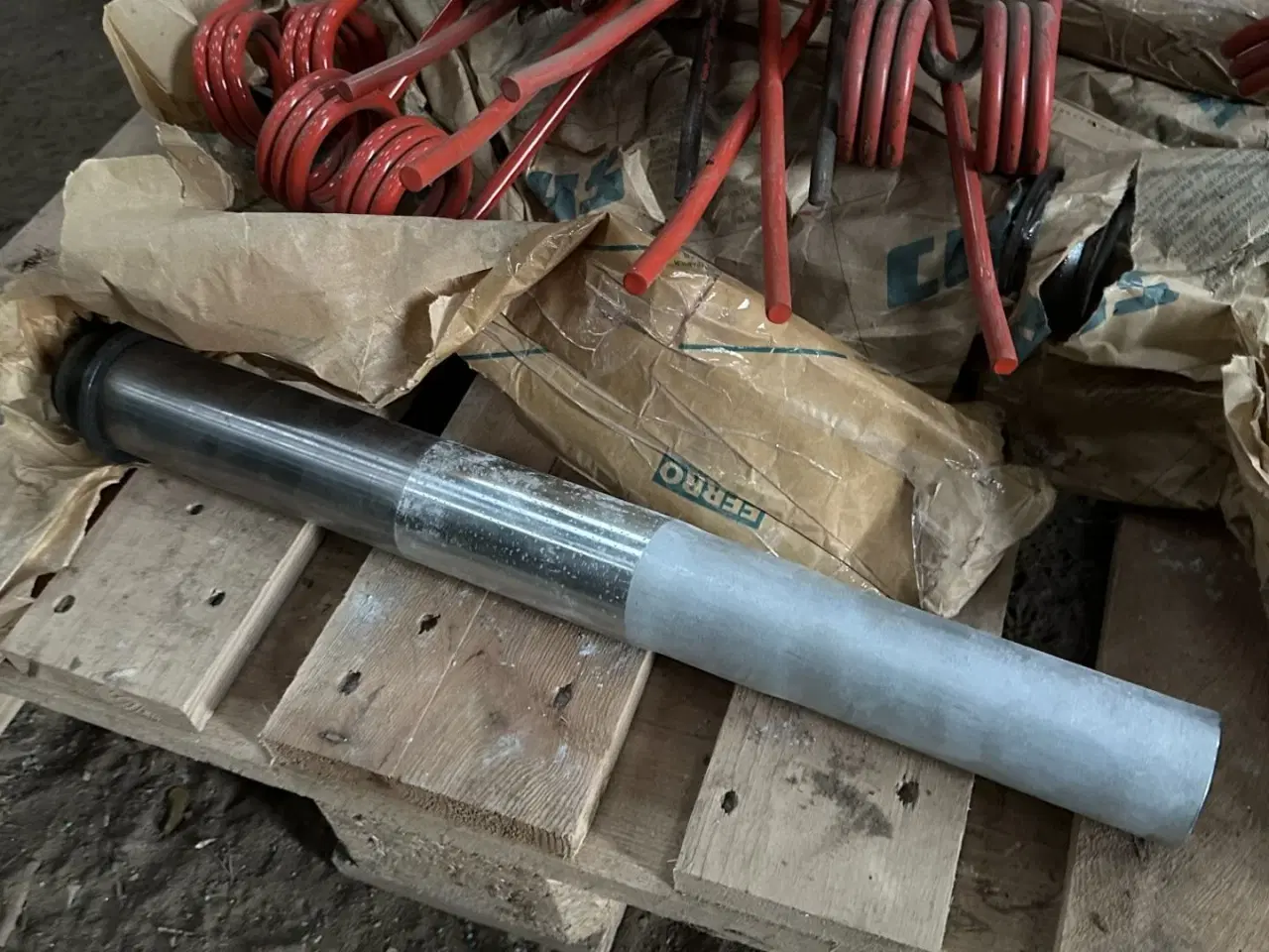 Billede 3 - CLAAS Liner, nye rivearme. Nummer CL0001398601