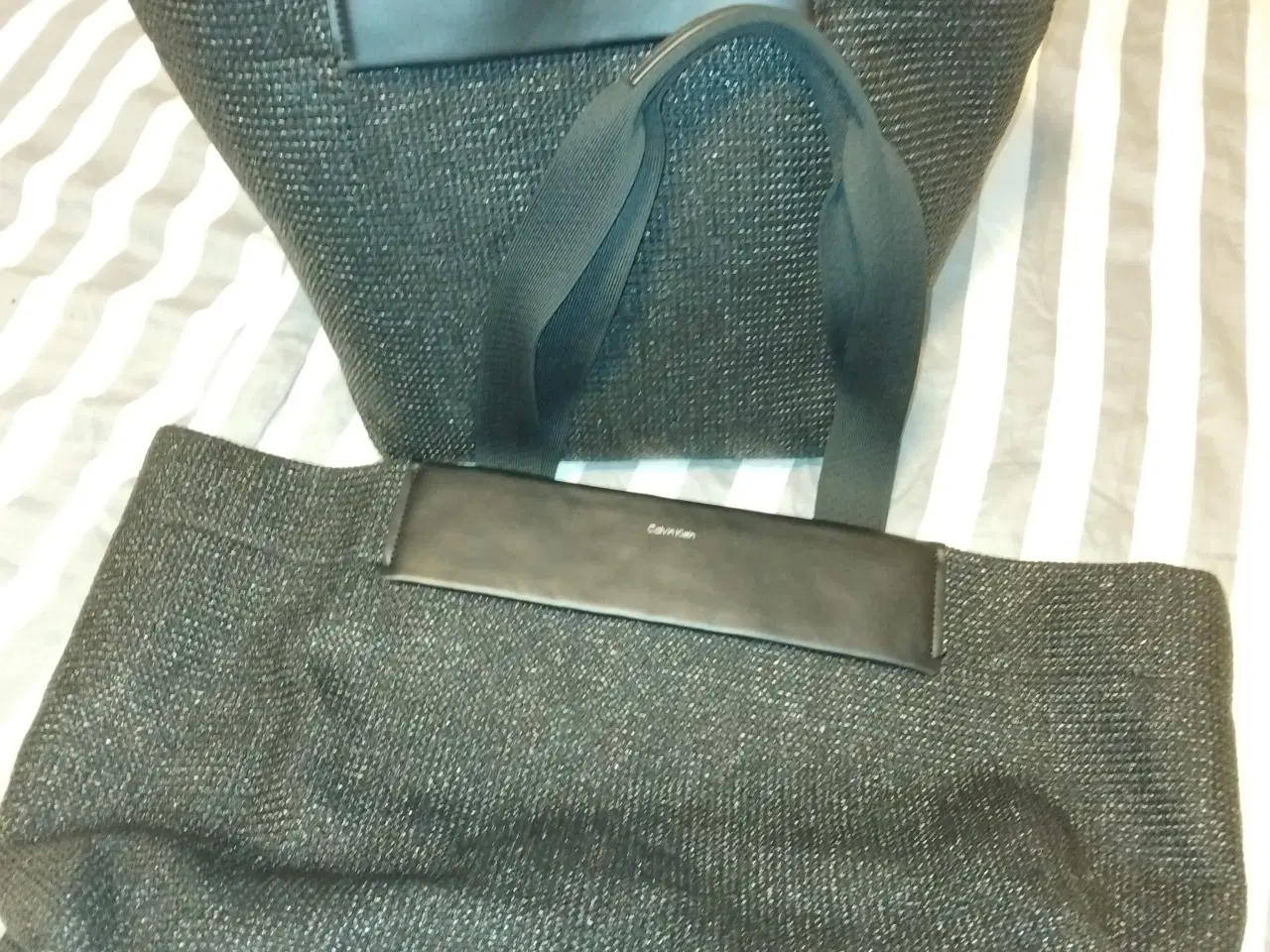 Billede 1 - Calvin Klein taskesæt