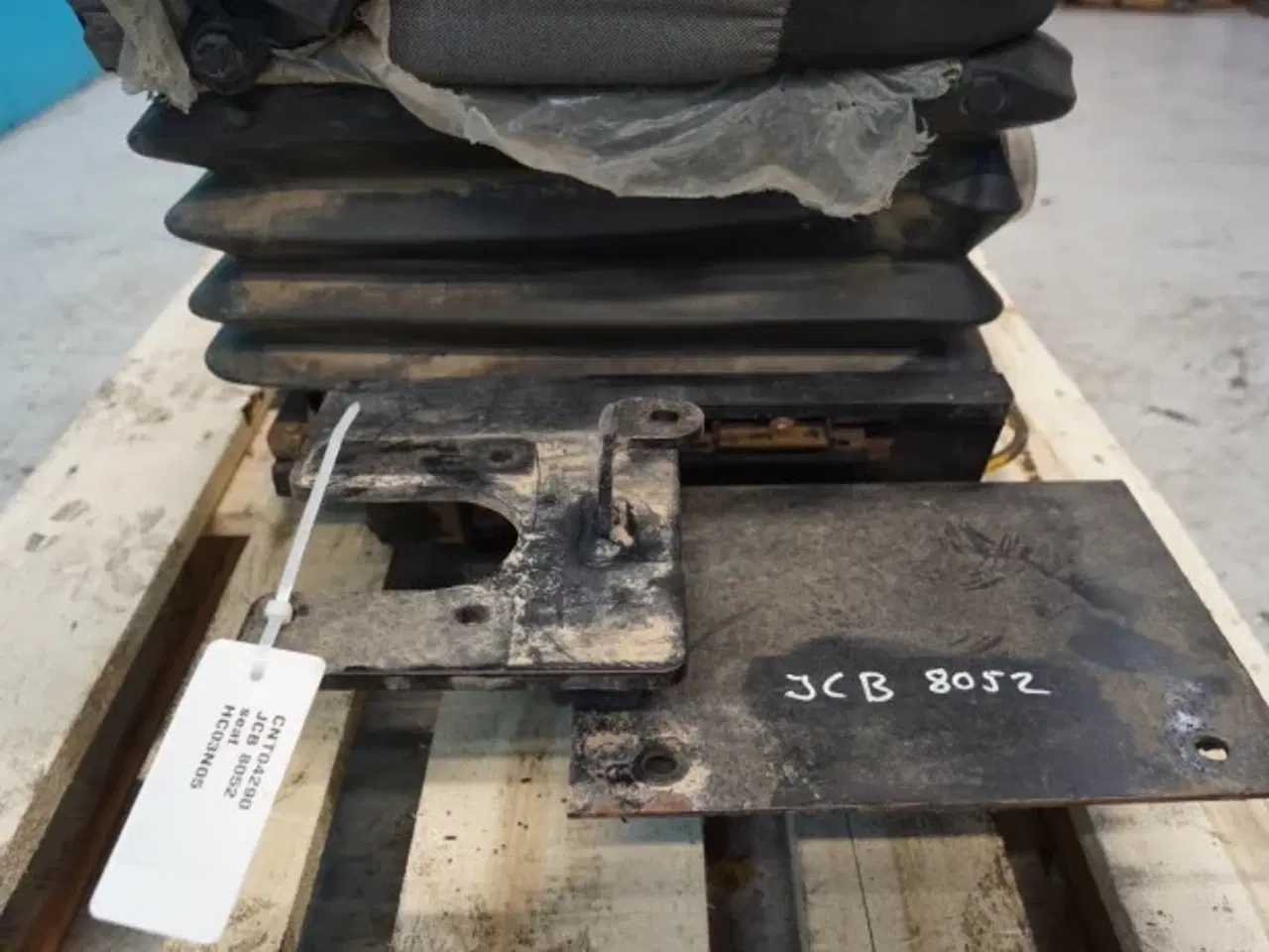 Billede 7 - JCB 8052 Sæde