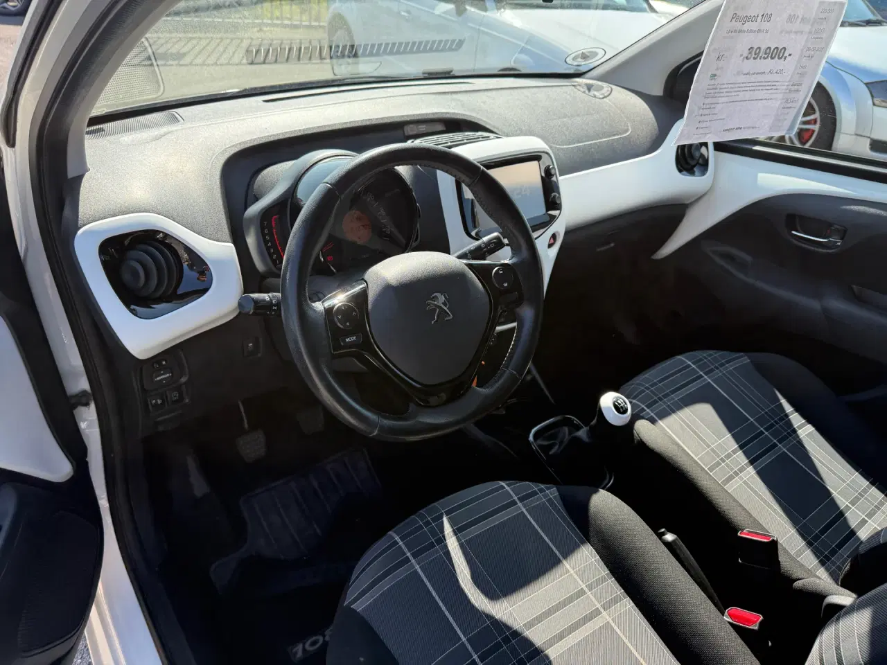 Billede 7 - Peugeot 108 1,0 e-Vti White Edition 69HK 5d