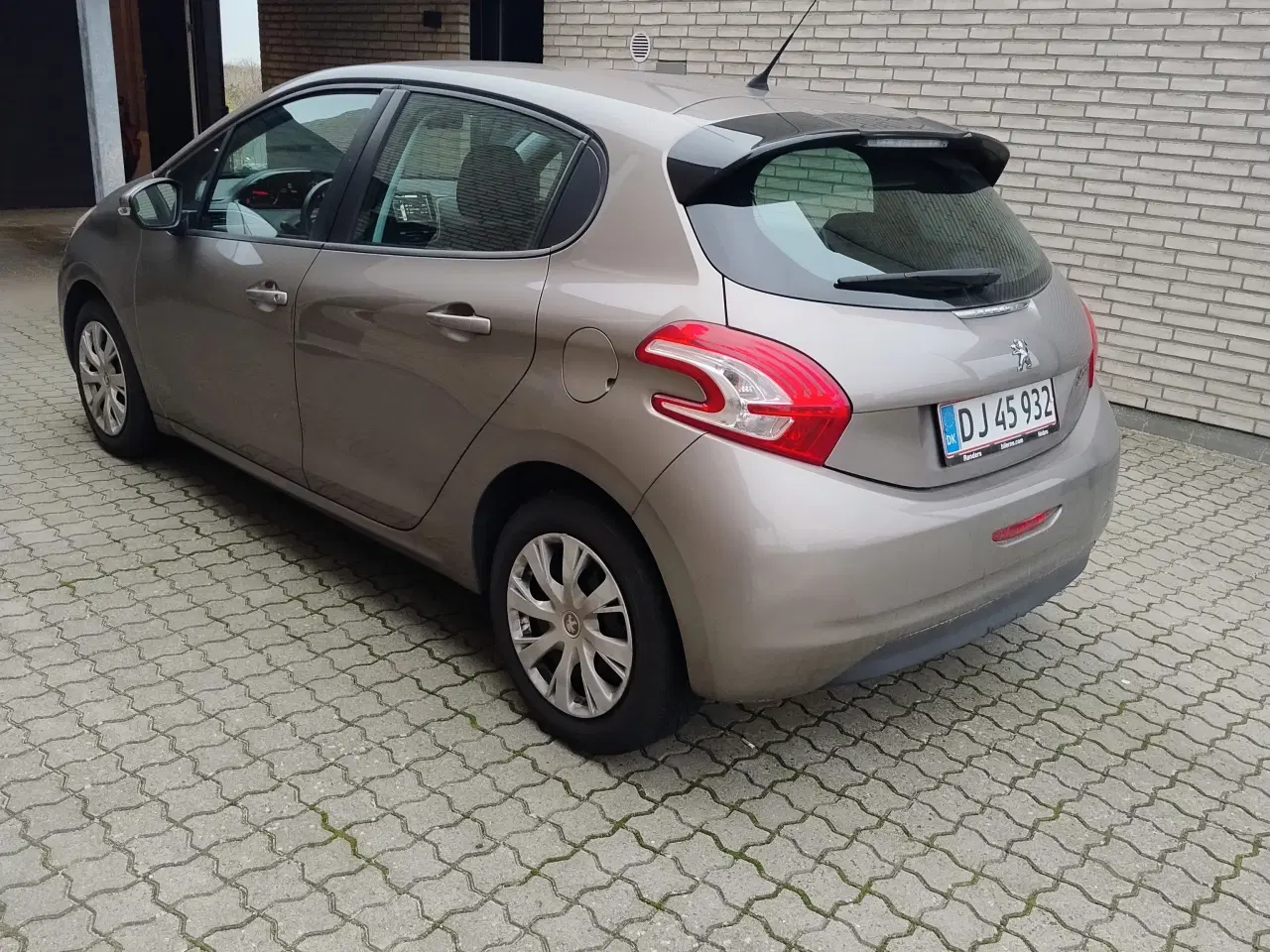 Billede 3 - Peugeot 208 1,6 e-hdi 