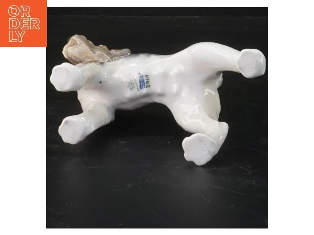 Billede 3 - Porcelæn terrier figur (str. 14x16 cm)