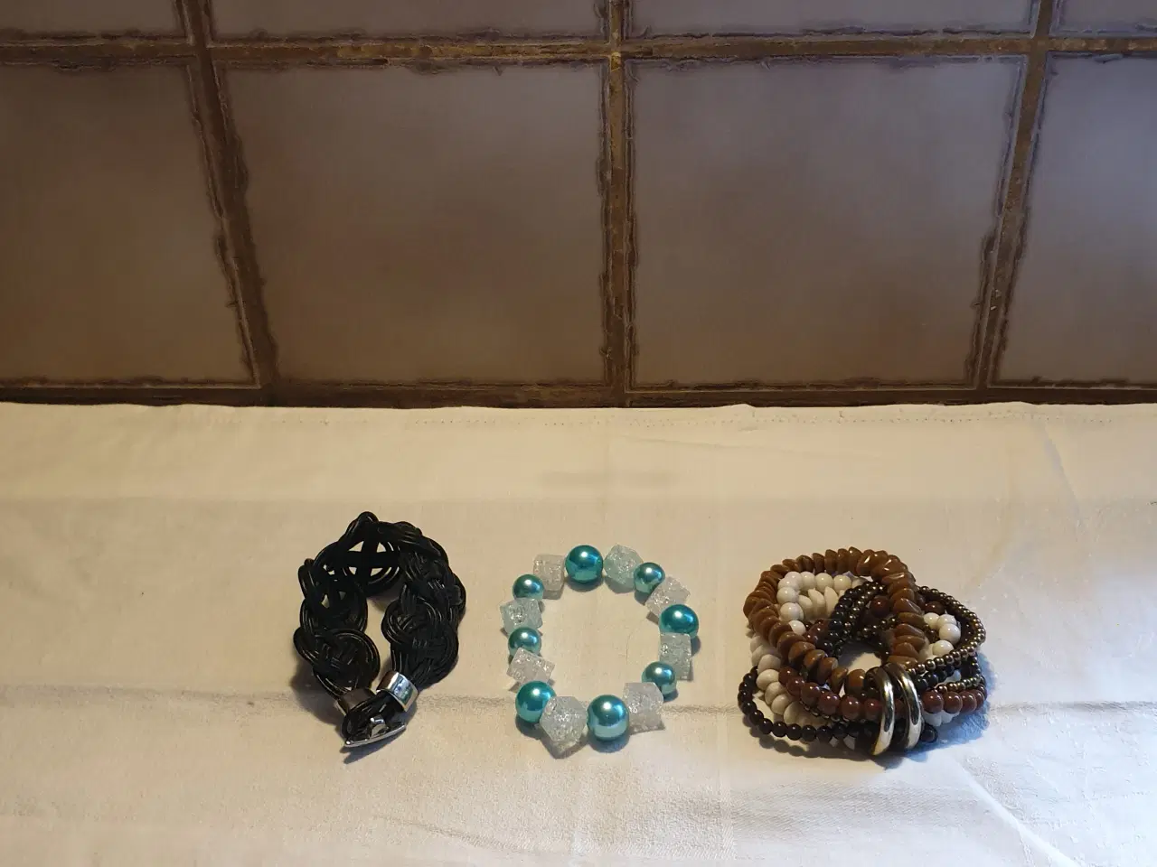 Billede 3 - GRATIS Smykker Hårpynt Toiletpunge SE flere fotos