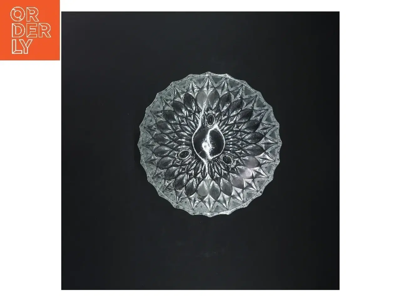 Billede 2 - Glas skål med mønster (str. Ø 20 cm)