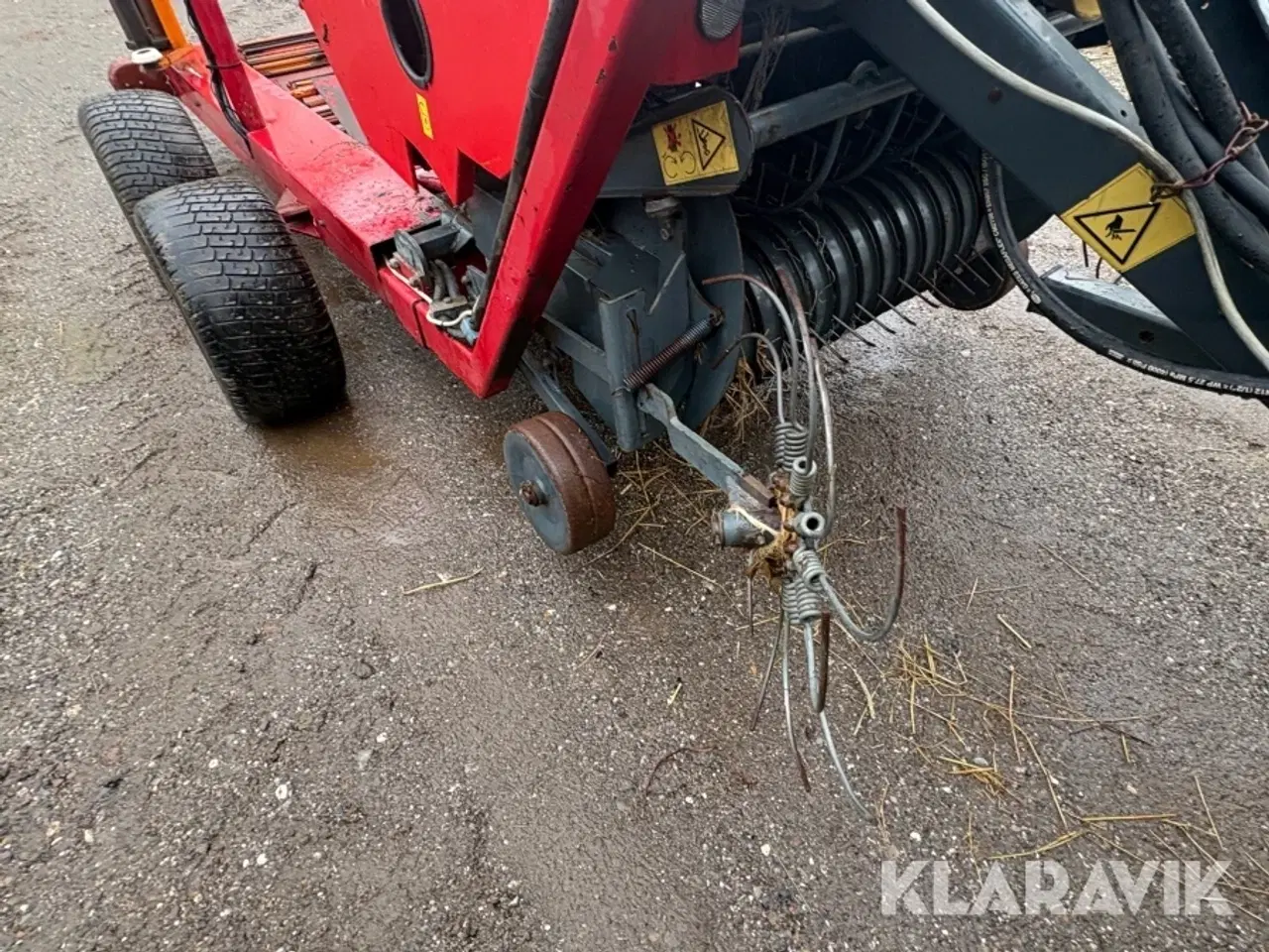 Billede 11 - Combi rundballepresser med wrapper Pöttinger MB60