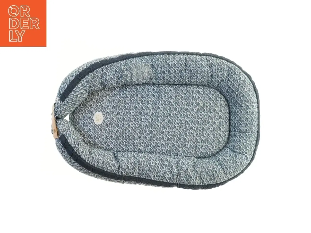 Billede 1 - Babynest med blåt mønster fra Filibabba (str. 83x55 cm)
