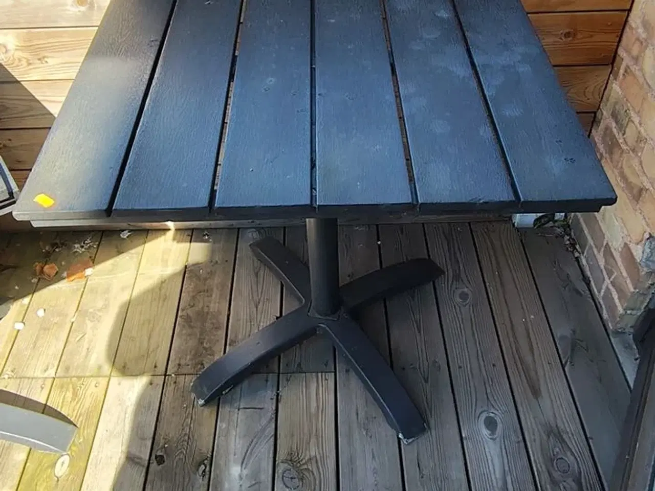 Billede 1 - Fem sorte caféborde