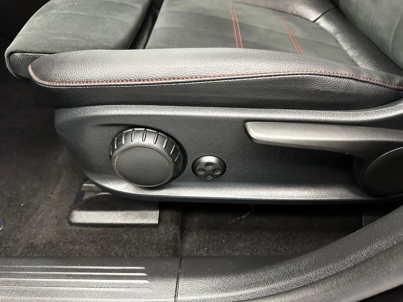 Billede 11 - Mercedes EQB250+  AMG Line 7prs