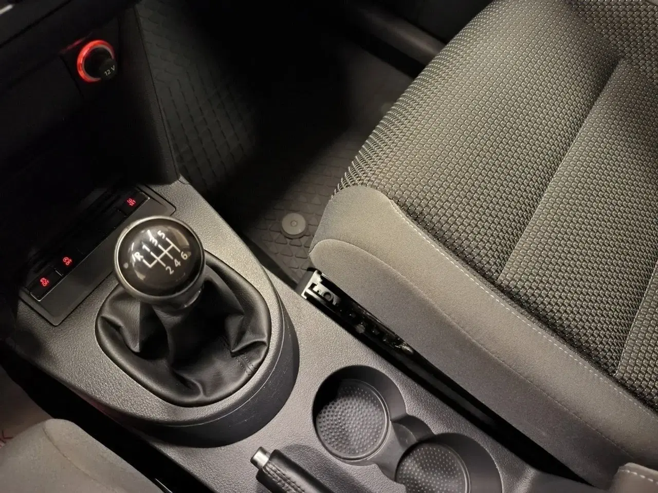 Billede 14 - VW Touran 2,0 TDi 140 Comfortline BMT Van
