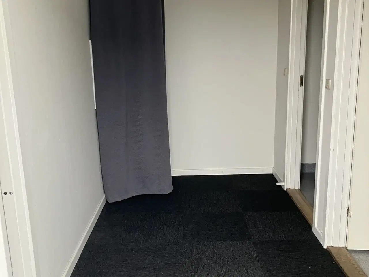 Billede 2 - Kontor el. Lign