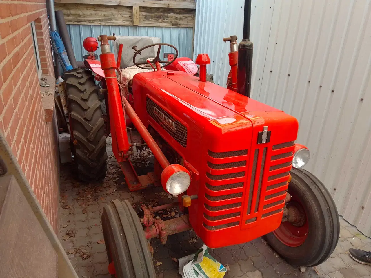 Billede 2 - Ih 275 4 cylinder Benzin 