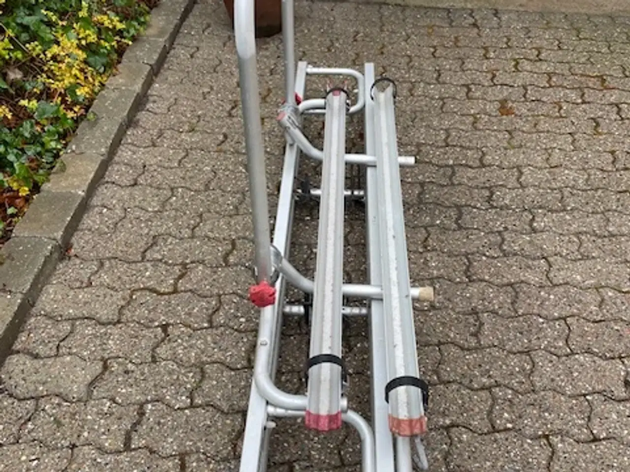 Billede 2 - Cykelstativ til campingvogn