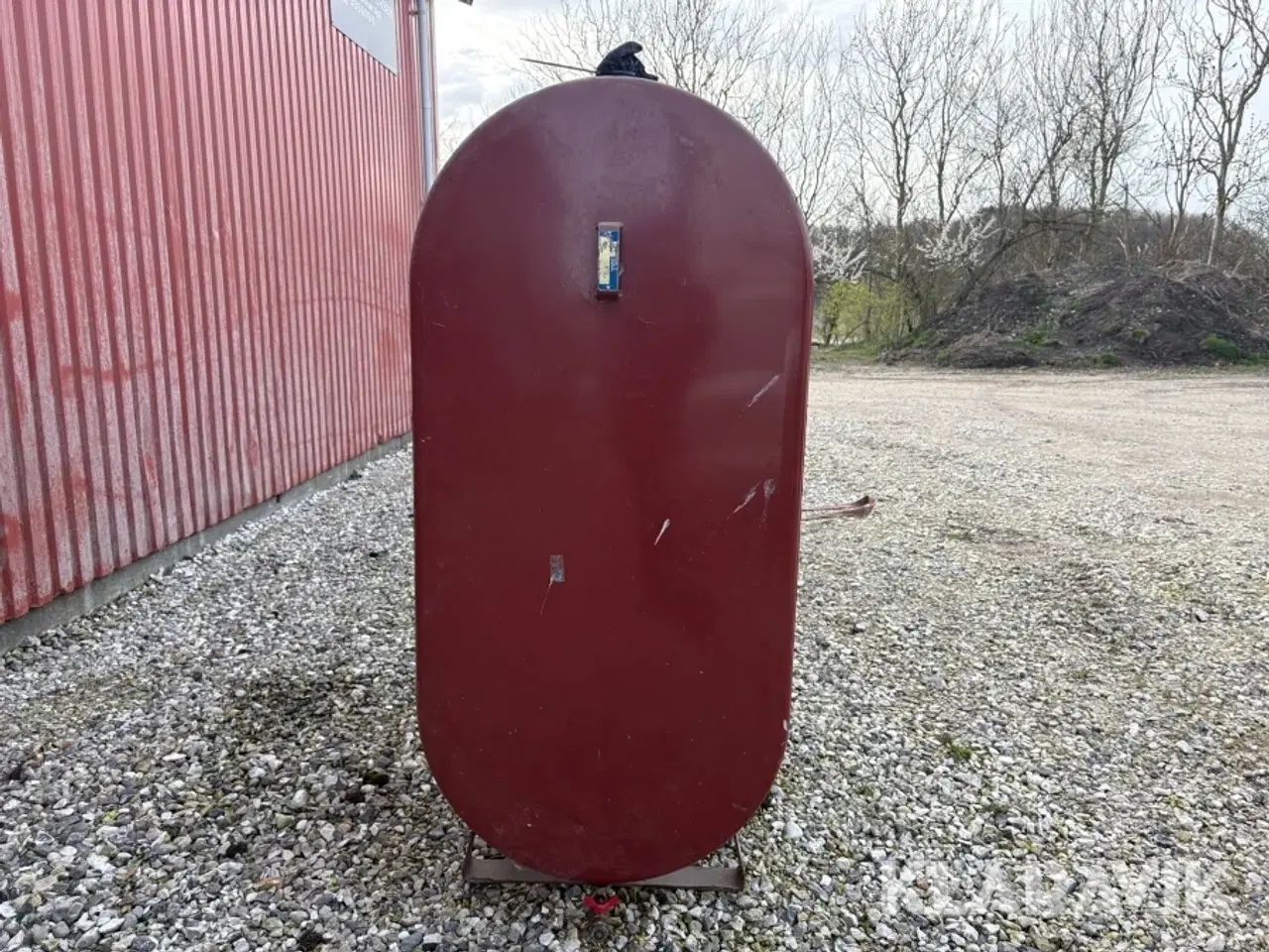 Billede 4 - Olietank Rour 1200 liter