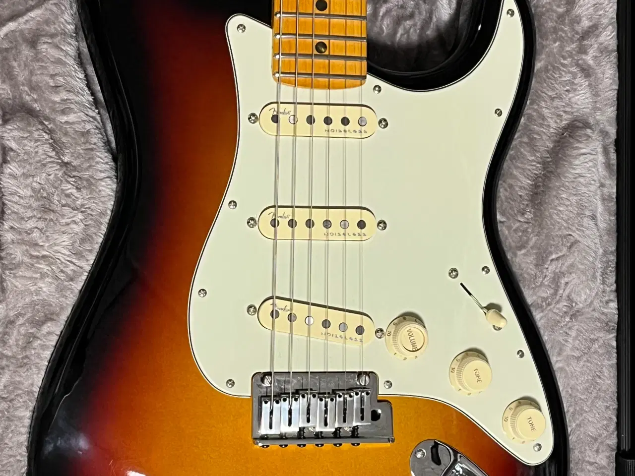 Billede 1 - Fender Ultra Stratocaster Ultraburst