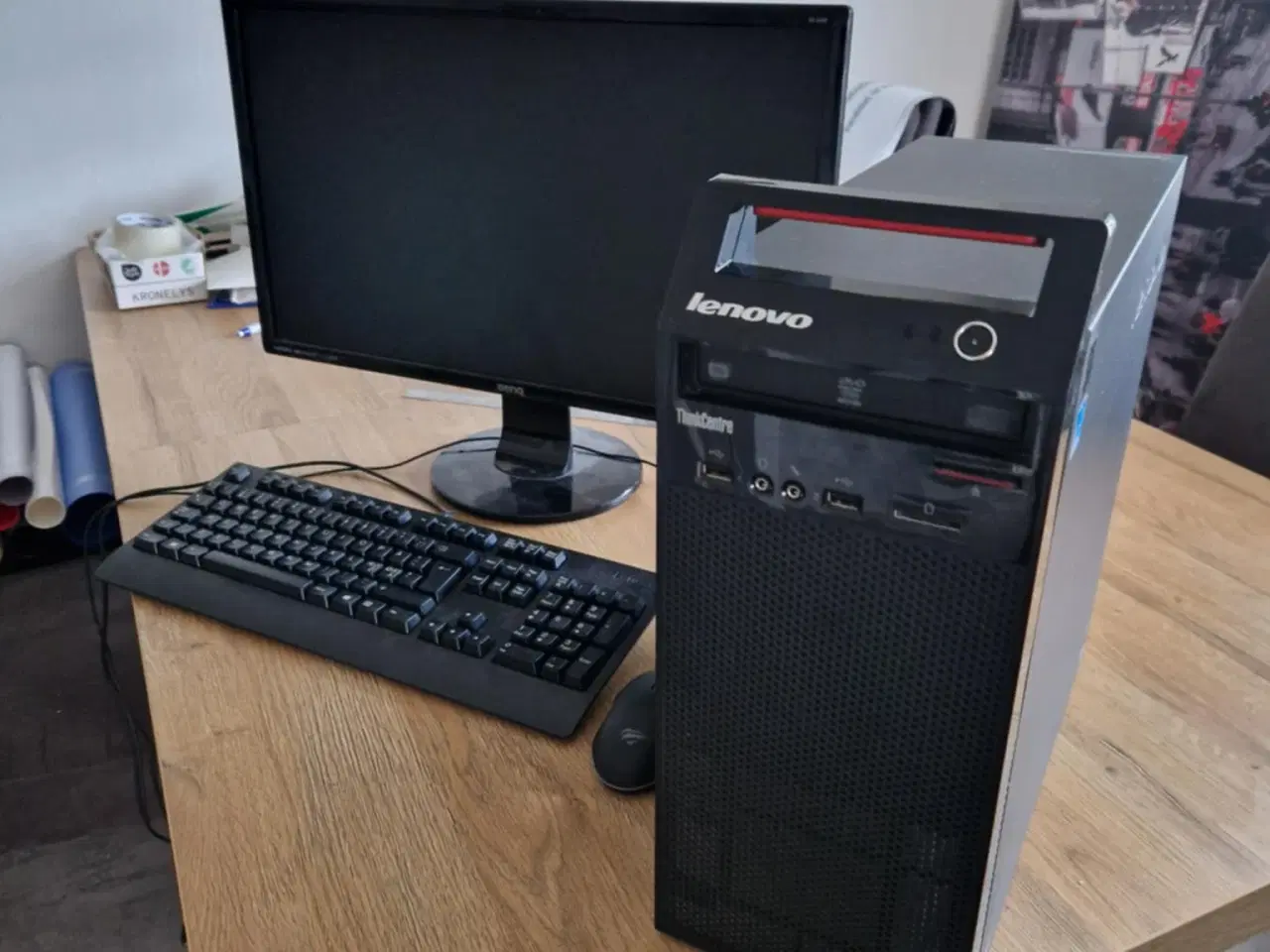Billede 1 - Lenovo Stationær computer, mus, tast og skærm 24"
