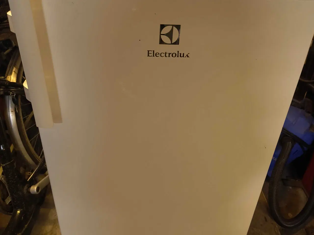 Billede 2 - Kvalitets køle/fryse 2 år gl 