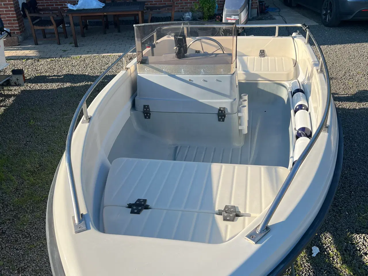 Billede 7 - Terhi 4110 styrepultsbåd m trailer klargjort