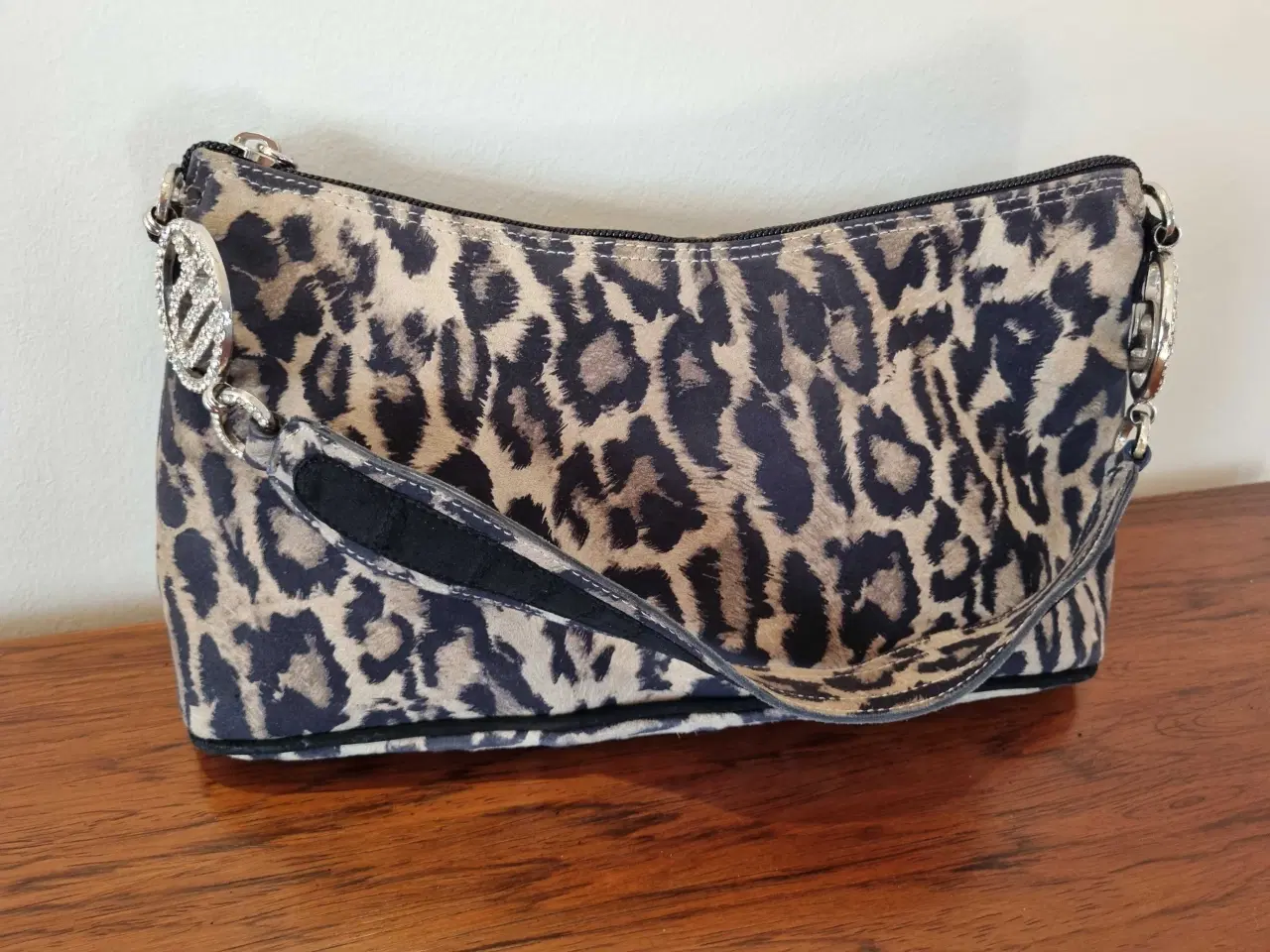 Billede 1 - Håndtaske leopard farvet