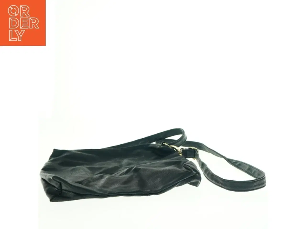 Billede 4 - Sort skuldertaske i læderlook (str. 28 x 25 cm)