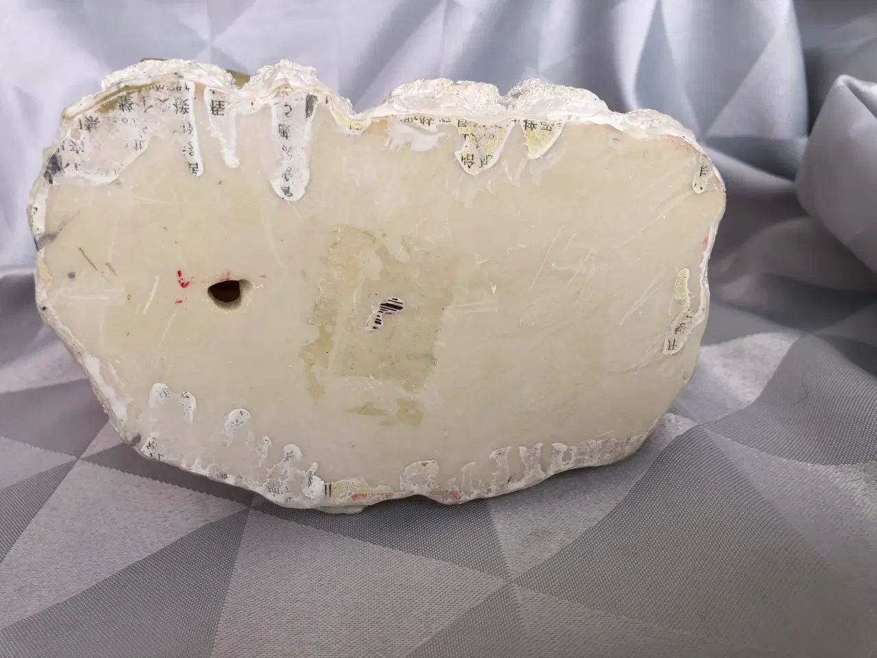 Billede 13 - Nissepar på træstub i keramik/polyresin