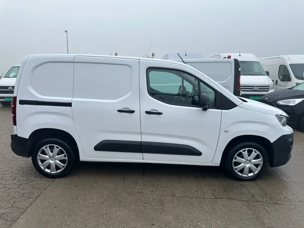 Billede 3 - Peugeot Partner 1,5 BlueHDi 100 L1V1 Plus Van