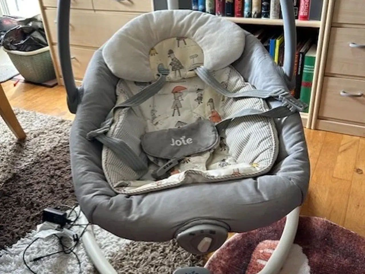 Billede 2 - Joie skåstol/gynge funktion