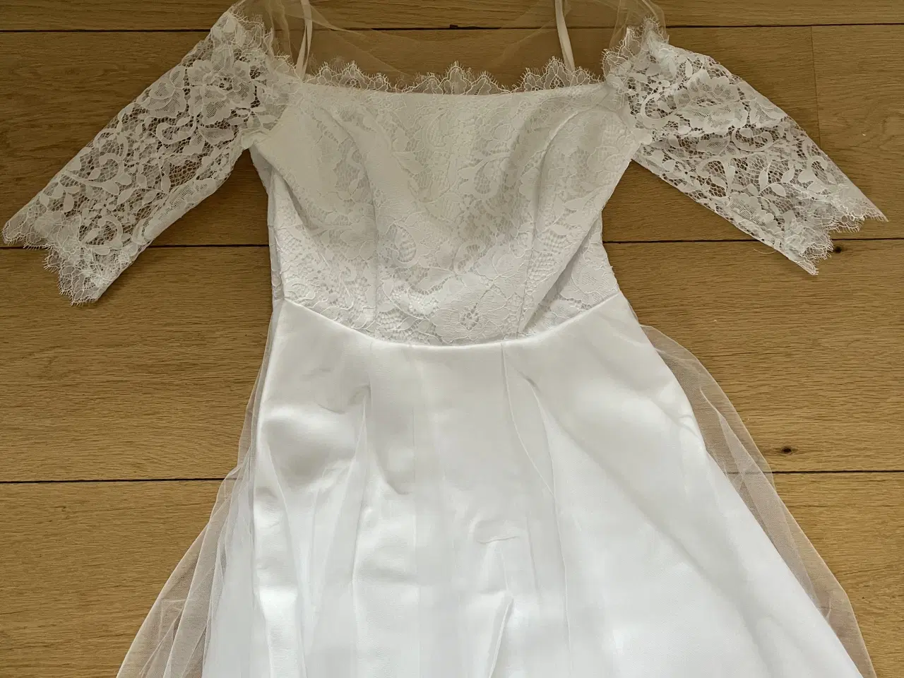 Billede 5 - Konfirmationskjoler og selskabskjole 