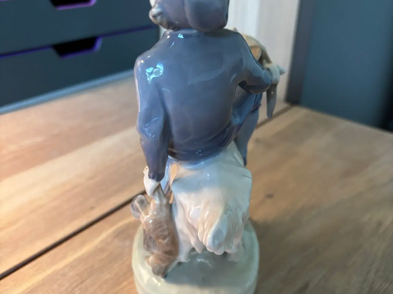 Billede 3 - Royal Copenhagen figur nr. 1228, Klodshans 