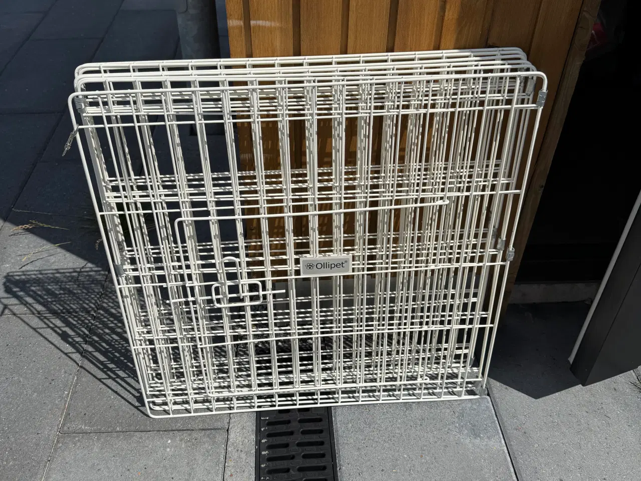 Billede 1 - Ollipet hvalpegård i hvid 