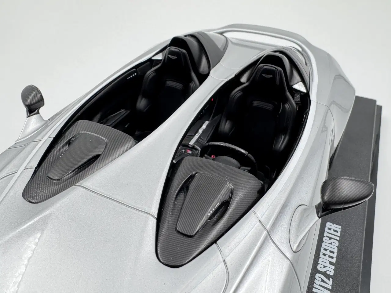 Billede 5 - 2020 Aston Martin V12 Speedster - 1:18