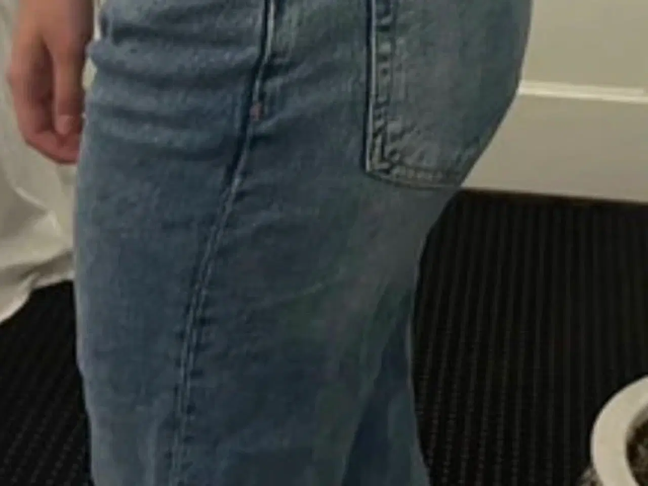 Billede 4 - Jeans str 36