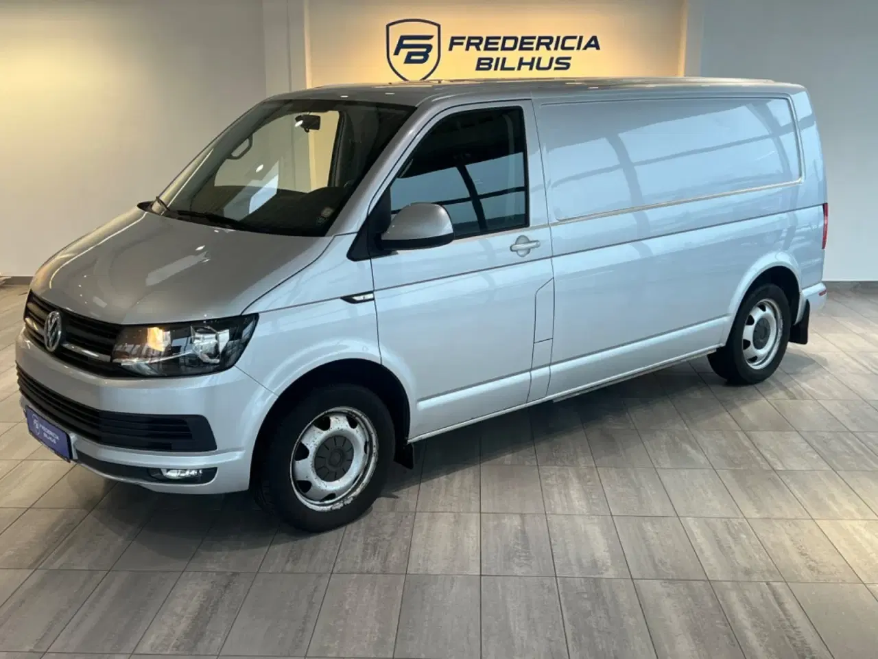 Billede 1 - VW Transporter 2,0 TDi 204 Kassevogn DSG lang