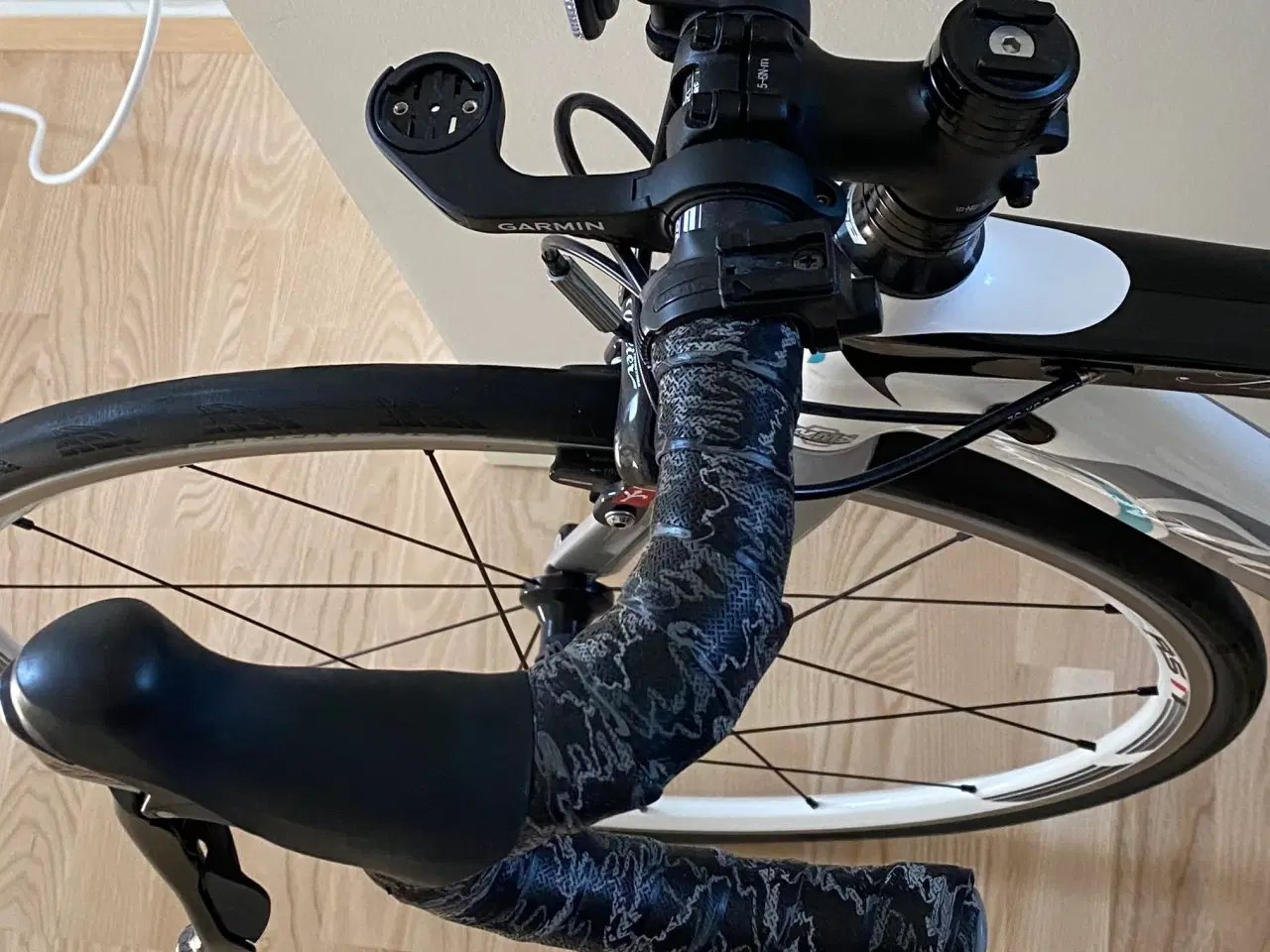 Billede 6 - Lækker Wilier Stella dameracercykel
