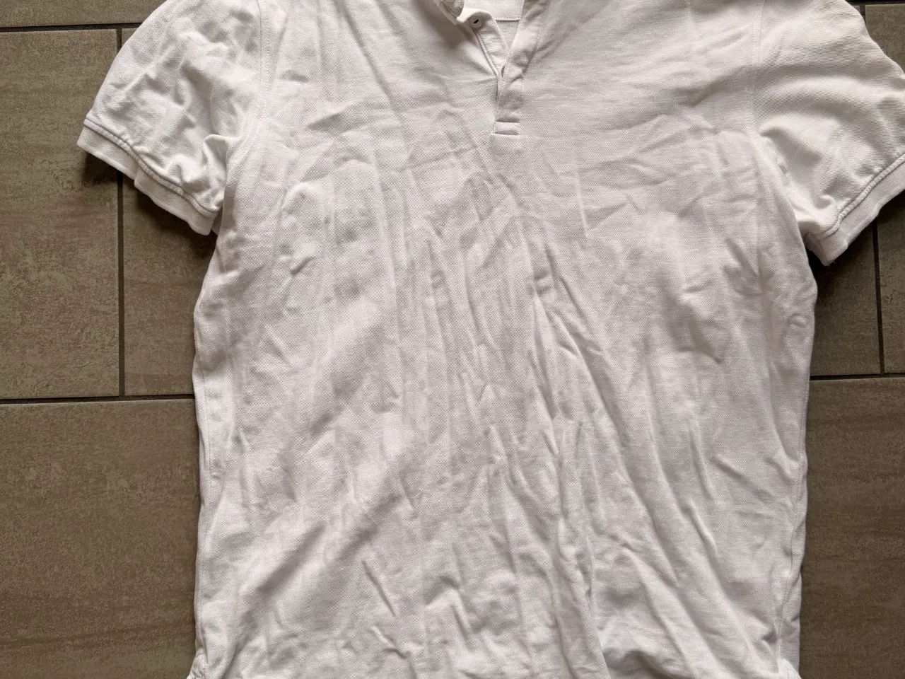 Billede 1 - Clayton T-shirt Kina hals, str. XL