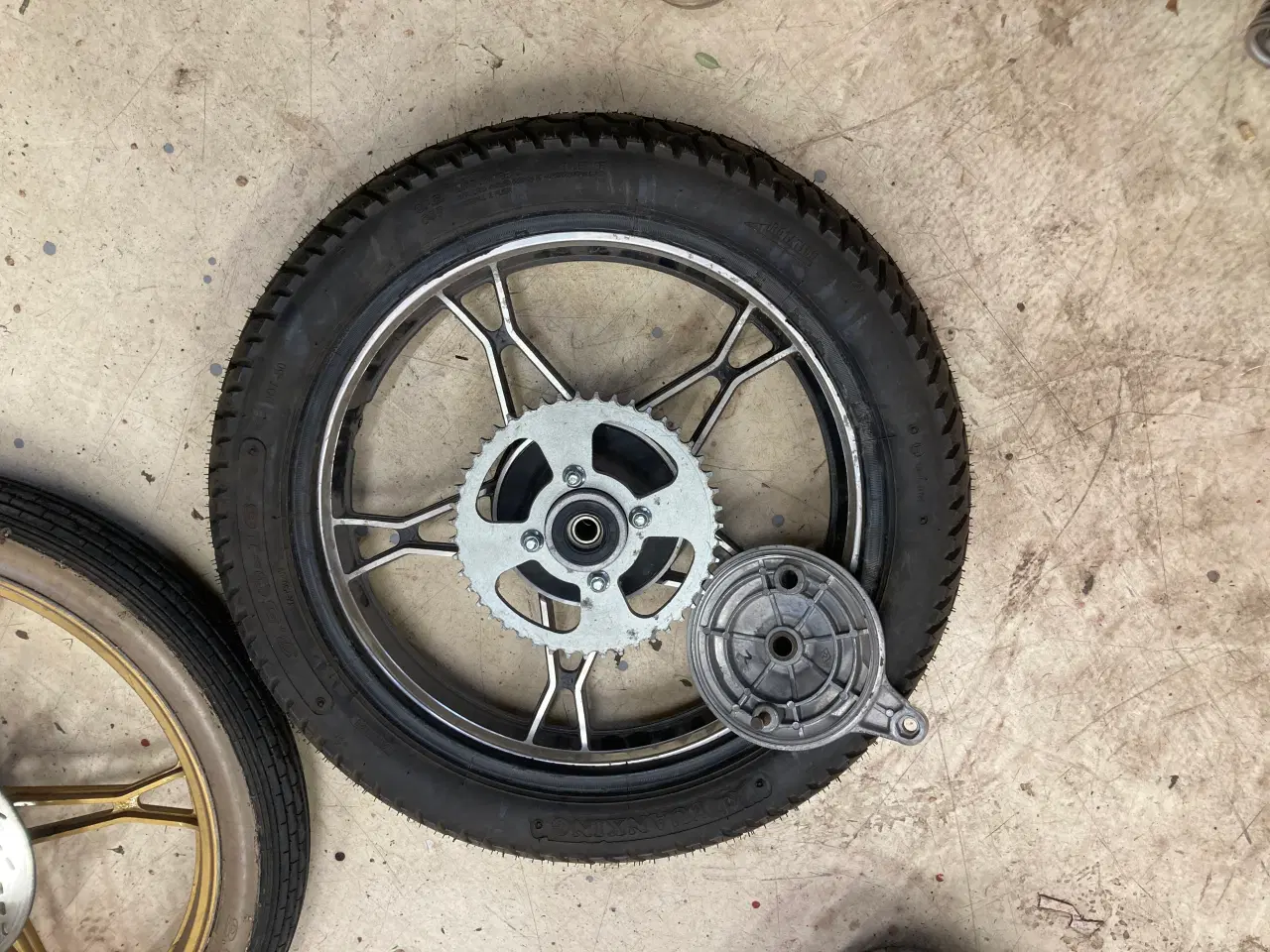 Billede 7 - for og baghjul  forhjul  med skivebremser 