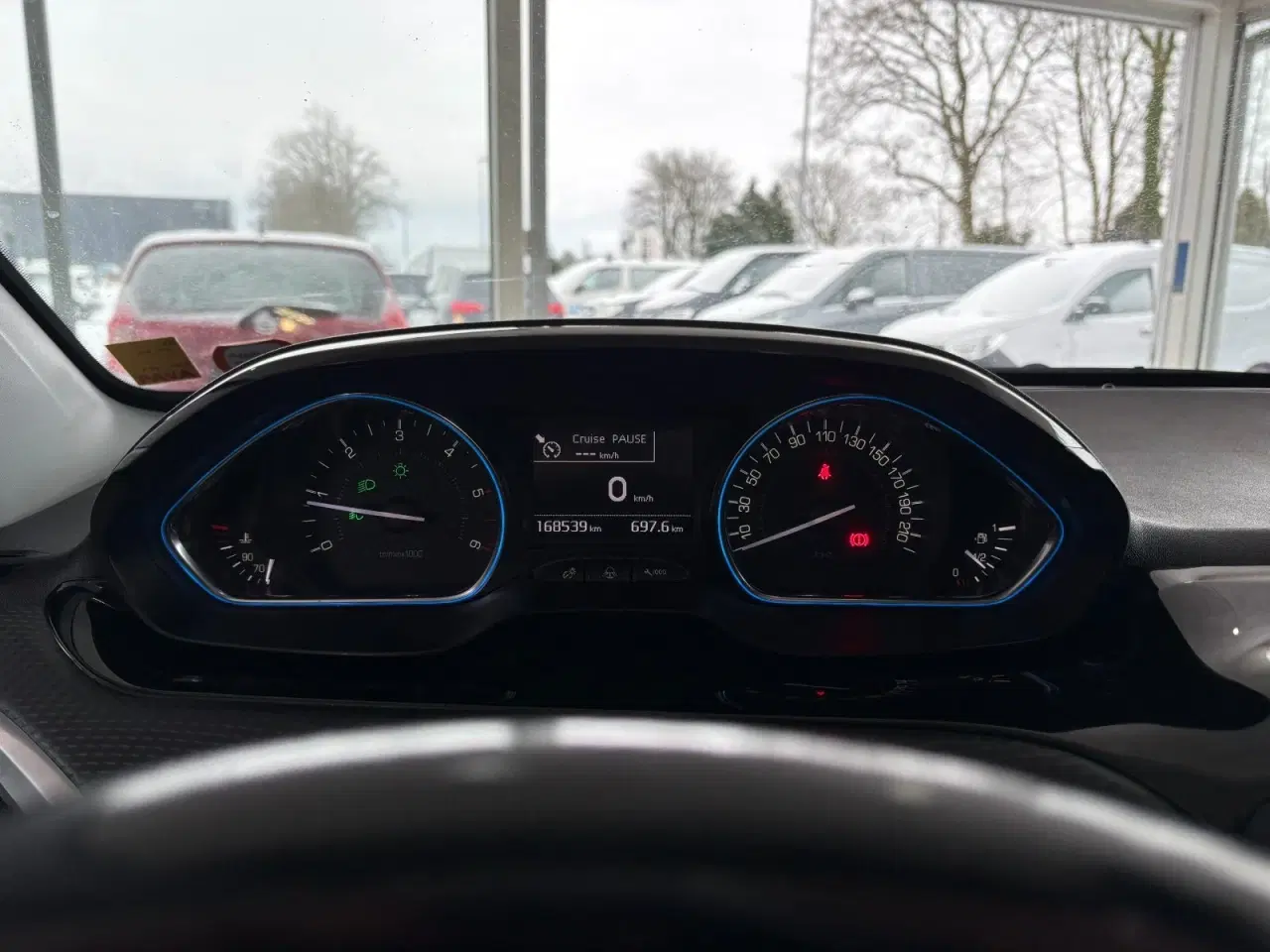 Billede 9 - Peugeot 2008 1,6 BlueHDi 100 Allure Sky