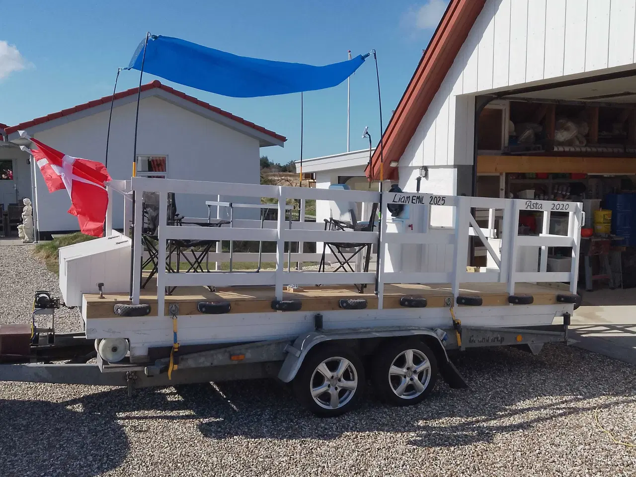 Billede 8 - Båd/ tømmerflåde 