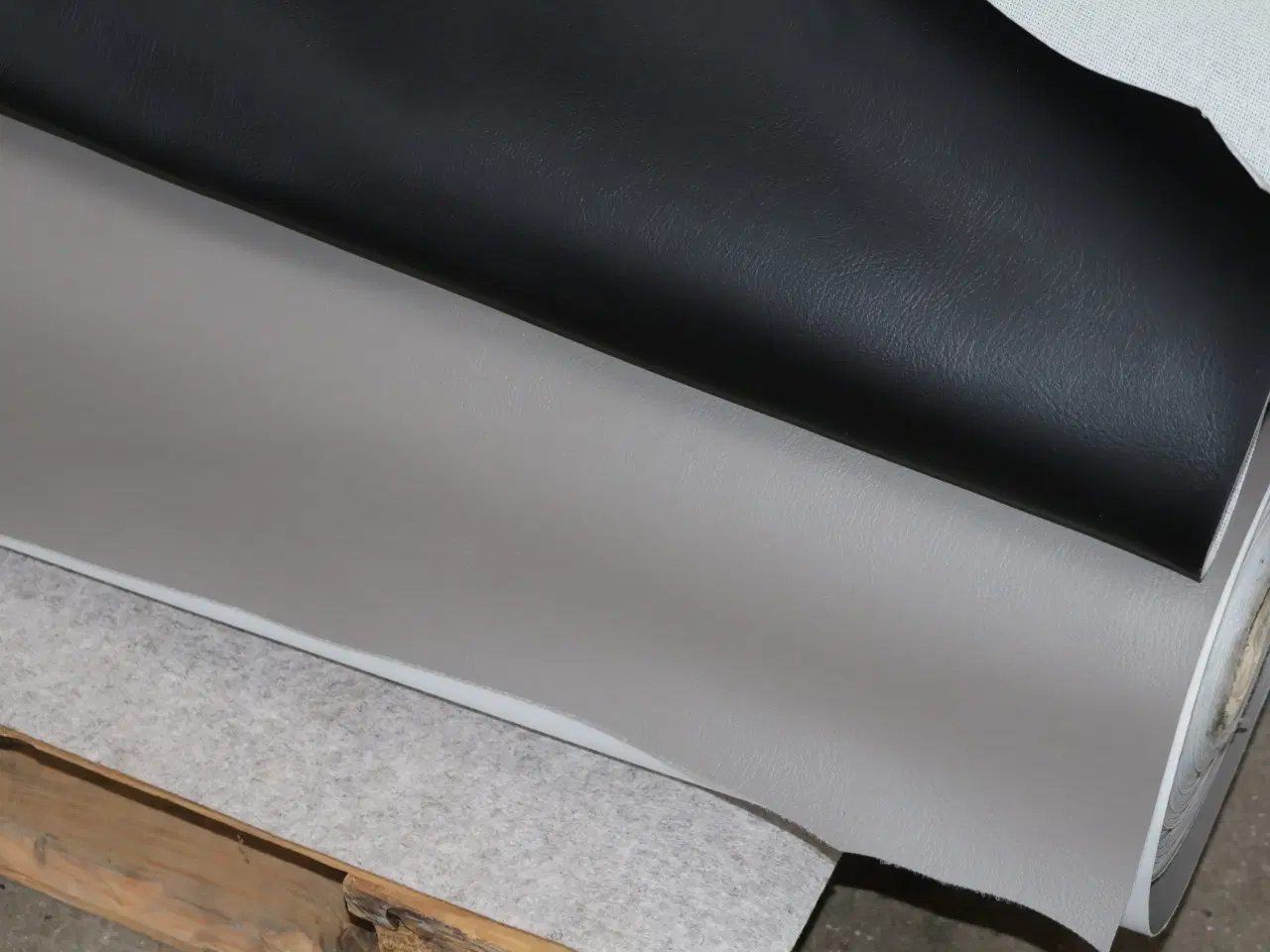 Billede 3 -  4 Ruller Kunstlæder/Nappa. 