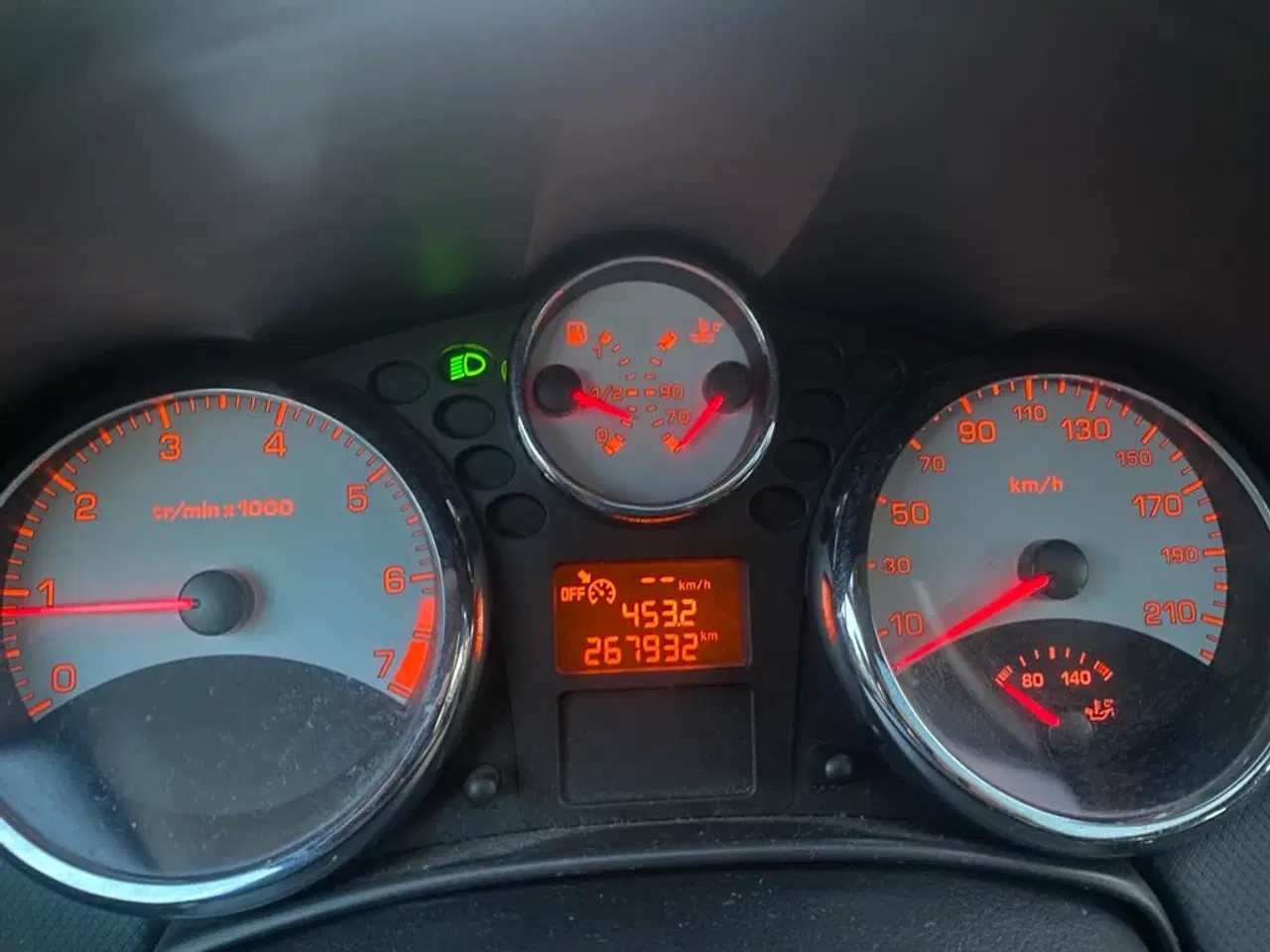 Billede 11 - Velholdt peugeot 207