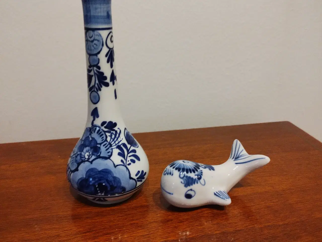 Billede 1 - Delft blauw vase/hval sæt