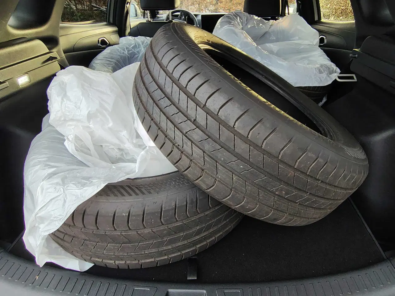 Billede 1 - Hankook Ion GT SUV EV 215/60 R17