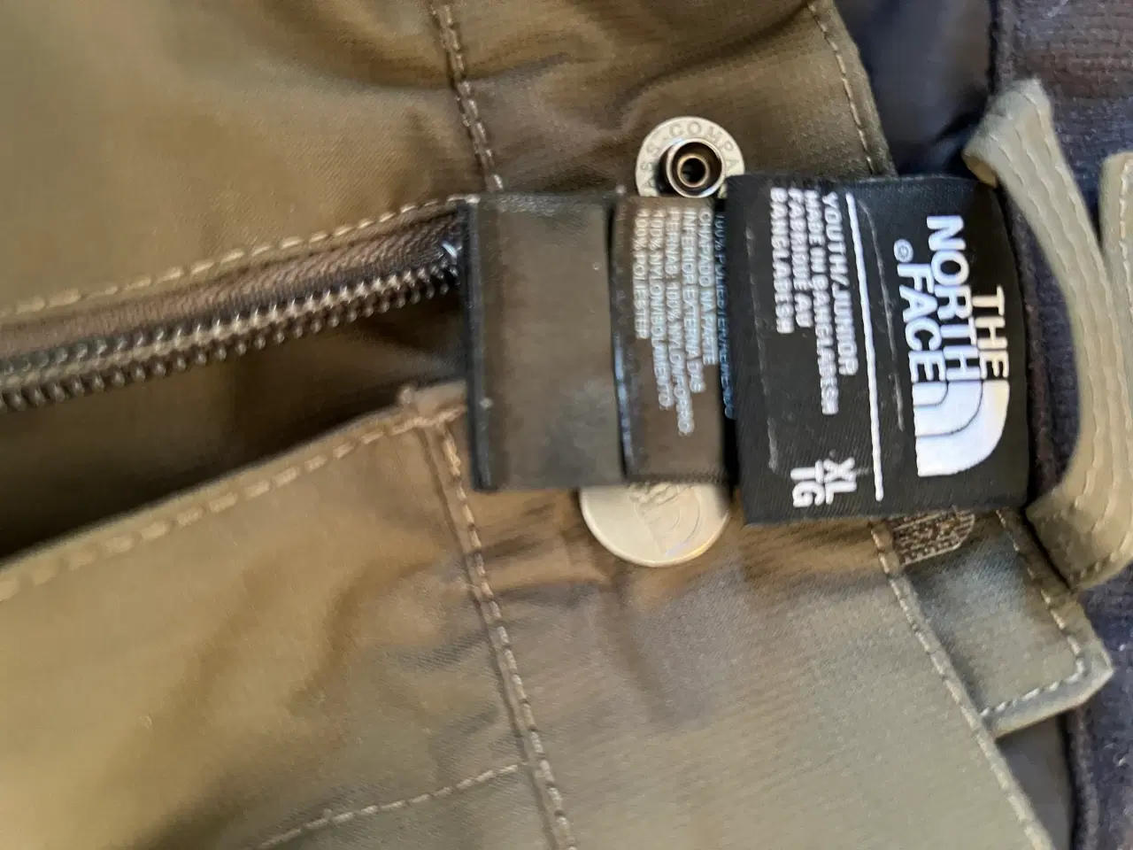 Billede 3 - The North Face skibukser børnestørrelse XL/170