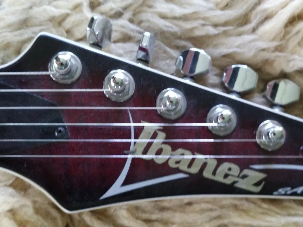 Billede 6 - Ibanez SAS36 Trans Red Sunburst
