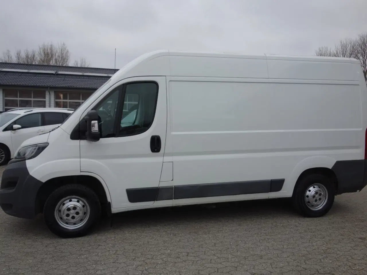 Billede 3 - Peugeot Boxer 333 2,0 BlueHDi 130 L2H2 Premium