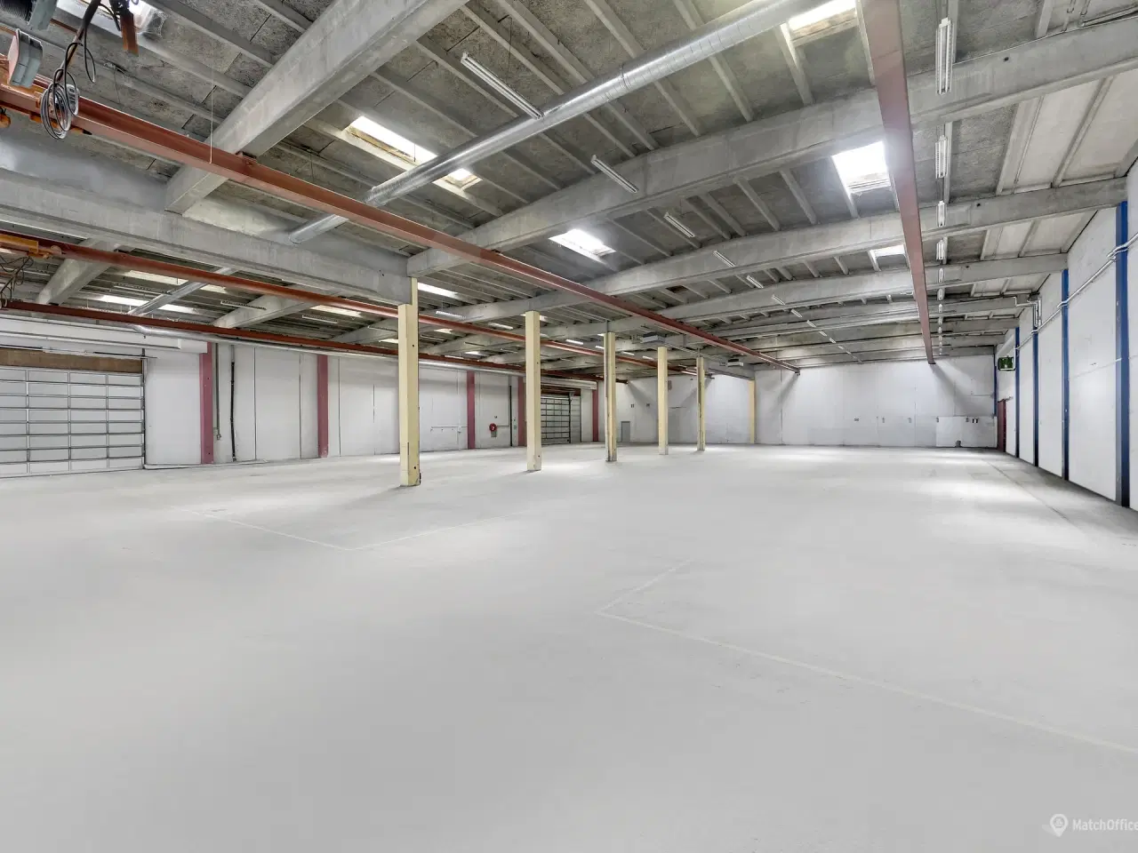 Billede 9 - 830 m² lager med 6 meters loftshøjde