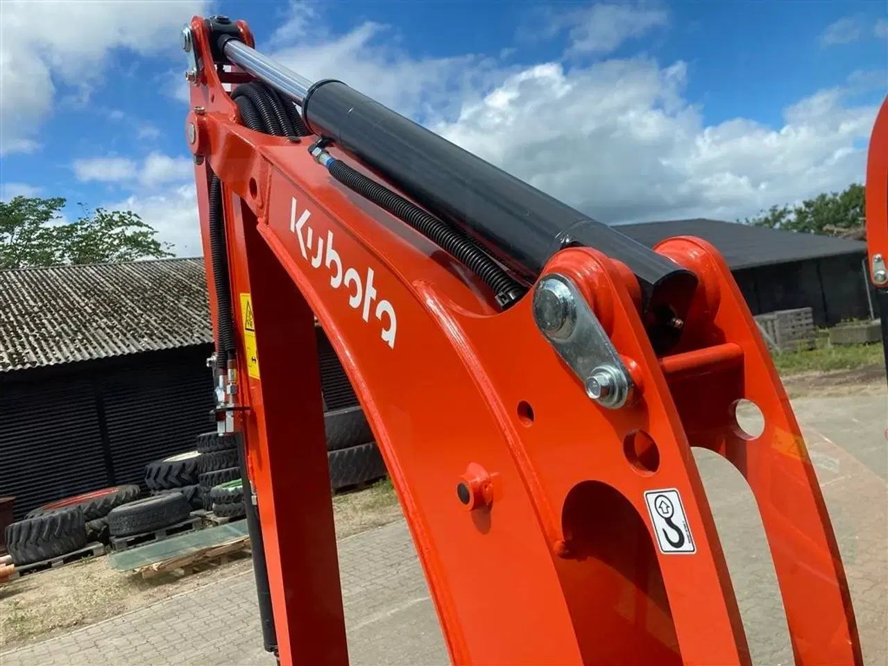 Billede 13 - Kubota KX019-4 kan udstyres med hurtigskift / udstyr efter ønske