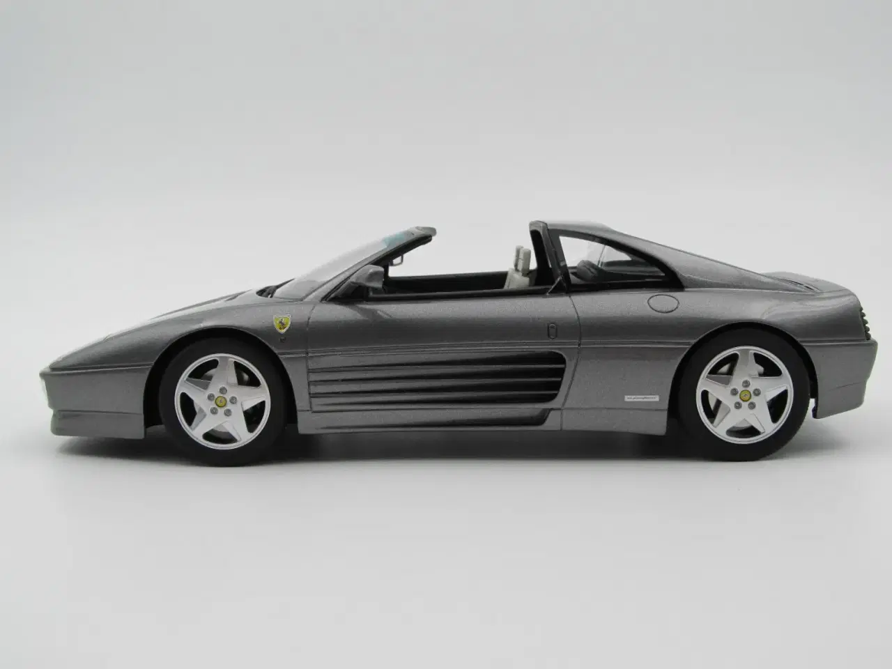 Billede 2 - 1993 Ferrari 348 GTS Limited Edition - 1:18
