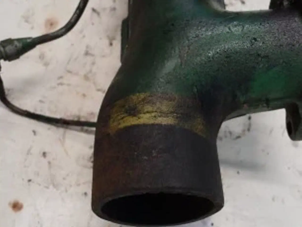 Billede 3 - John Deere 3140 Indsugningsmanifold R65851