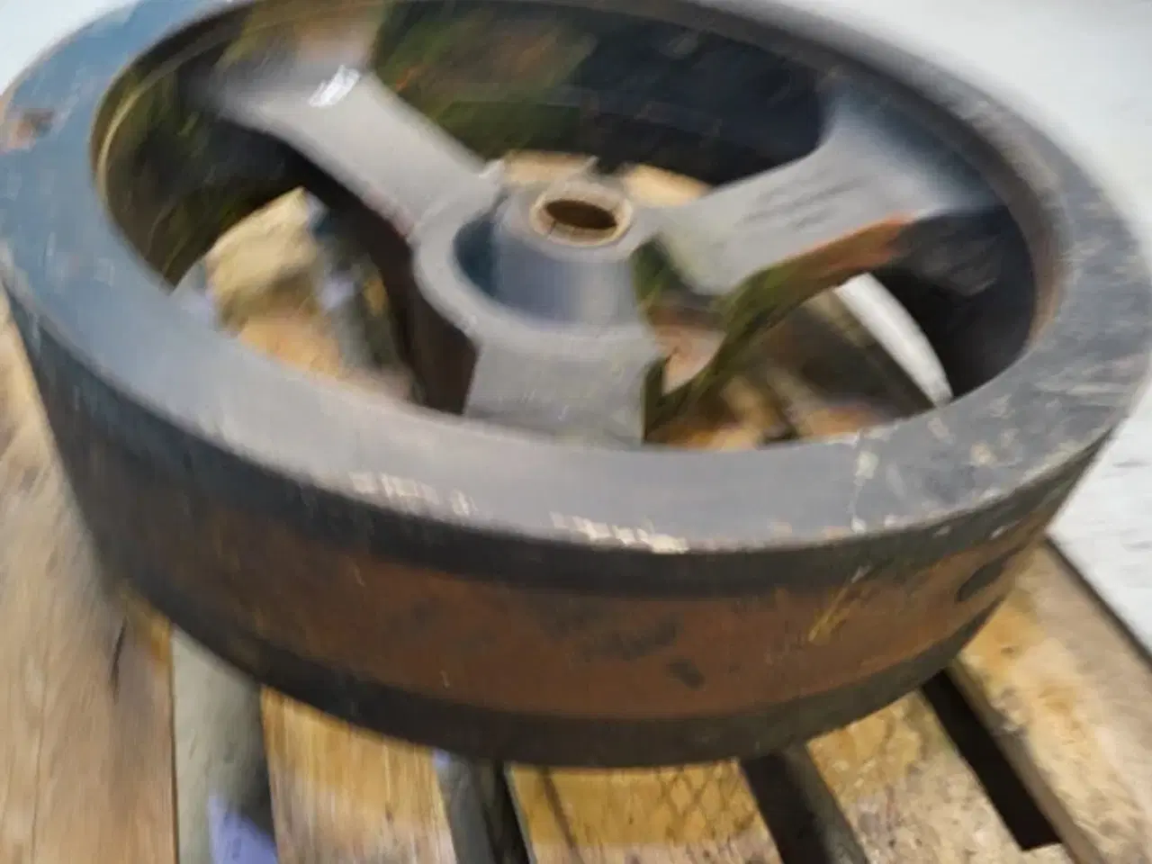 Billede 14 - New Holland 4860 Svinghjul 84000431