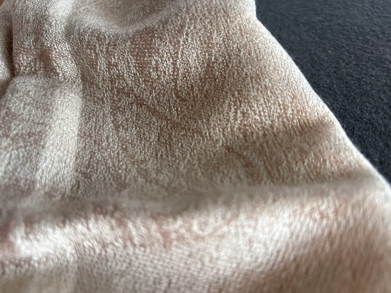 Billede 2 - Stola/ tørklæde . Pashmina/ uld. 